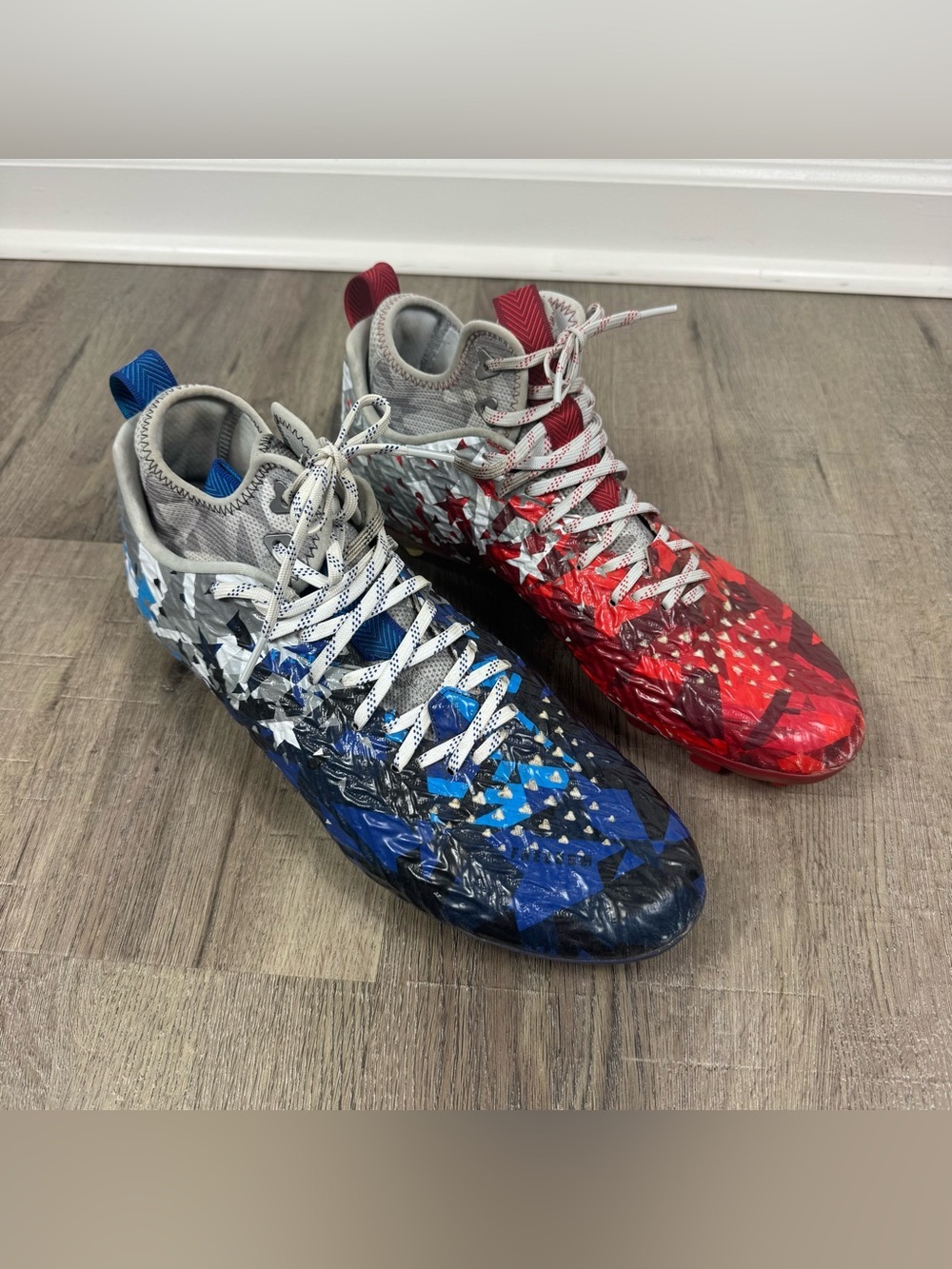 Under Armour Spotlight Clone MC LE USA Patriotic Camo Football Cleats Sz 14